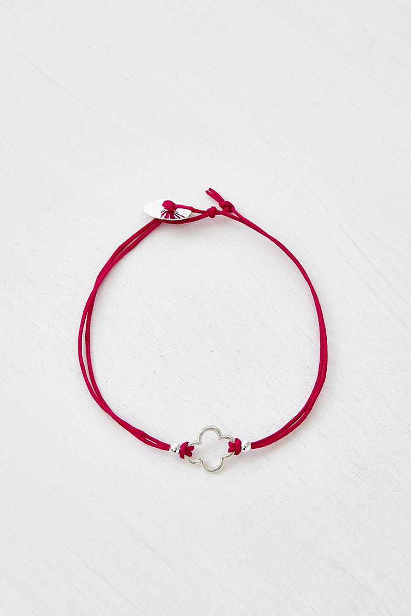 Μαρτυρικό βραχιολάκι Red με ασημί κούμπωμα και λεπτομέρειες με δωρεάν μεταφορικά.