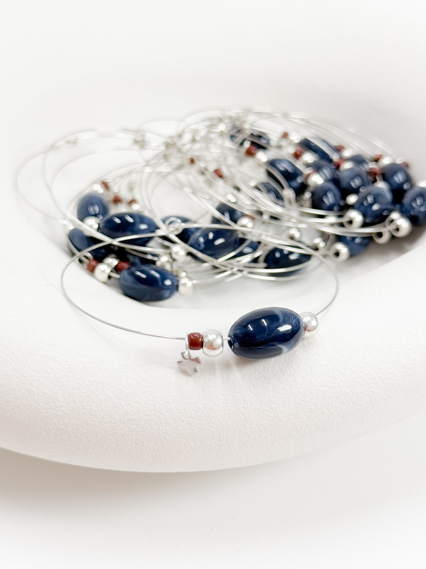 Celfie and Co. G66 βραχιόλι χειροποίητο stainless steel σταυρό και τελειώματα, οriginal κουτί celfie and co. και δωρεάν μεταφορικά.