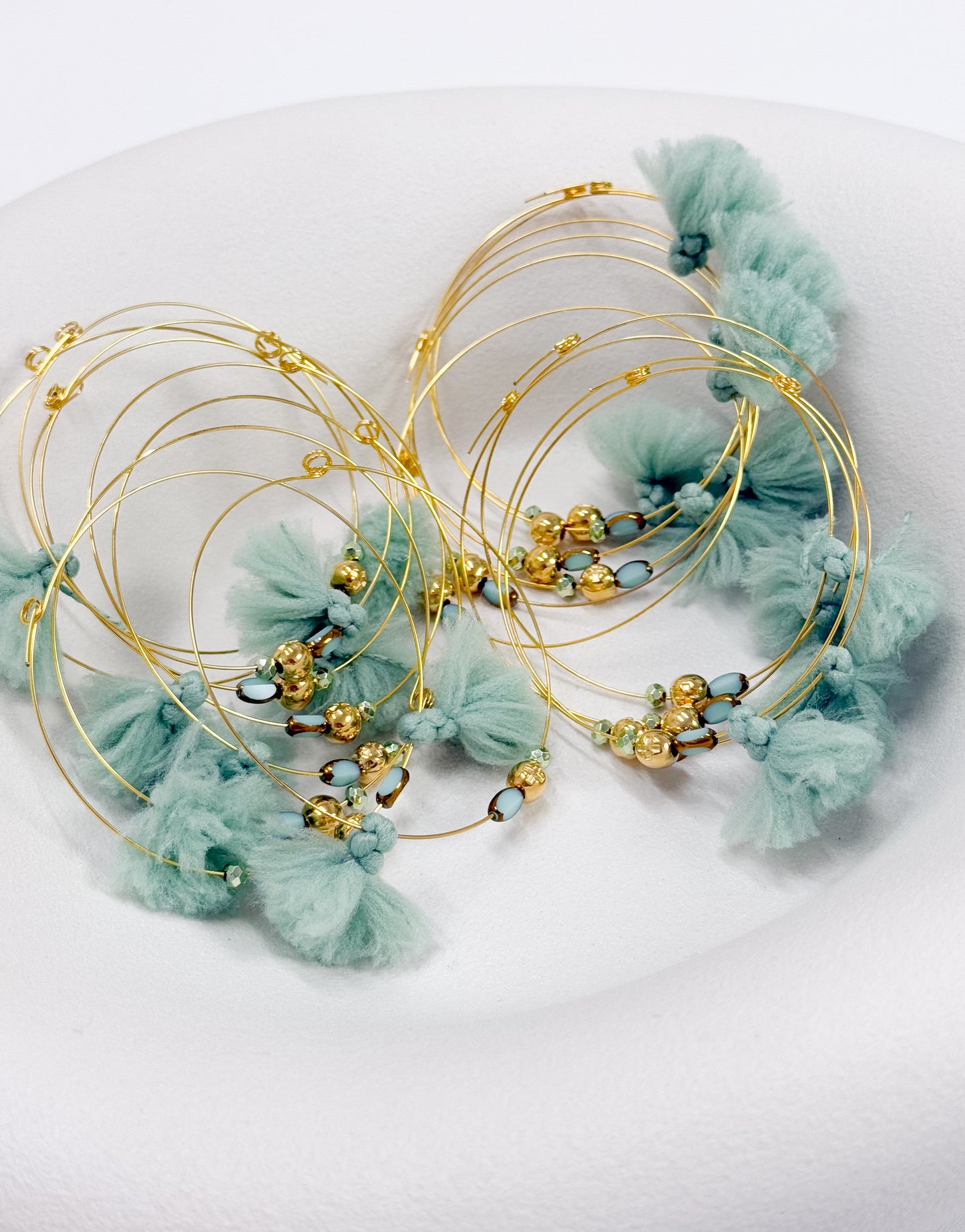 Celfie and Co. L55 χειροποίητο μαρτυρικό βραχιόλι επιχρυσωμένο σταυρό, οriginal κουτί celfie and co. και δωρεάν μεταφορικά.