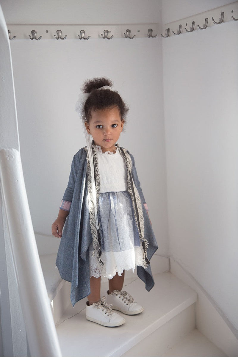 Δαντελένιο λευκό φόρεμα με ζακέτα