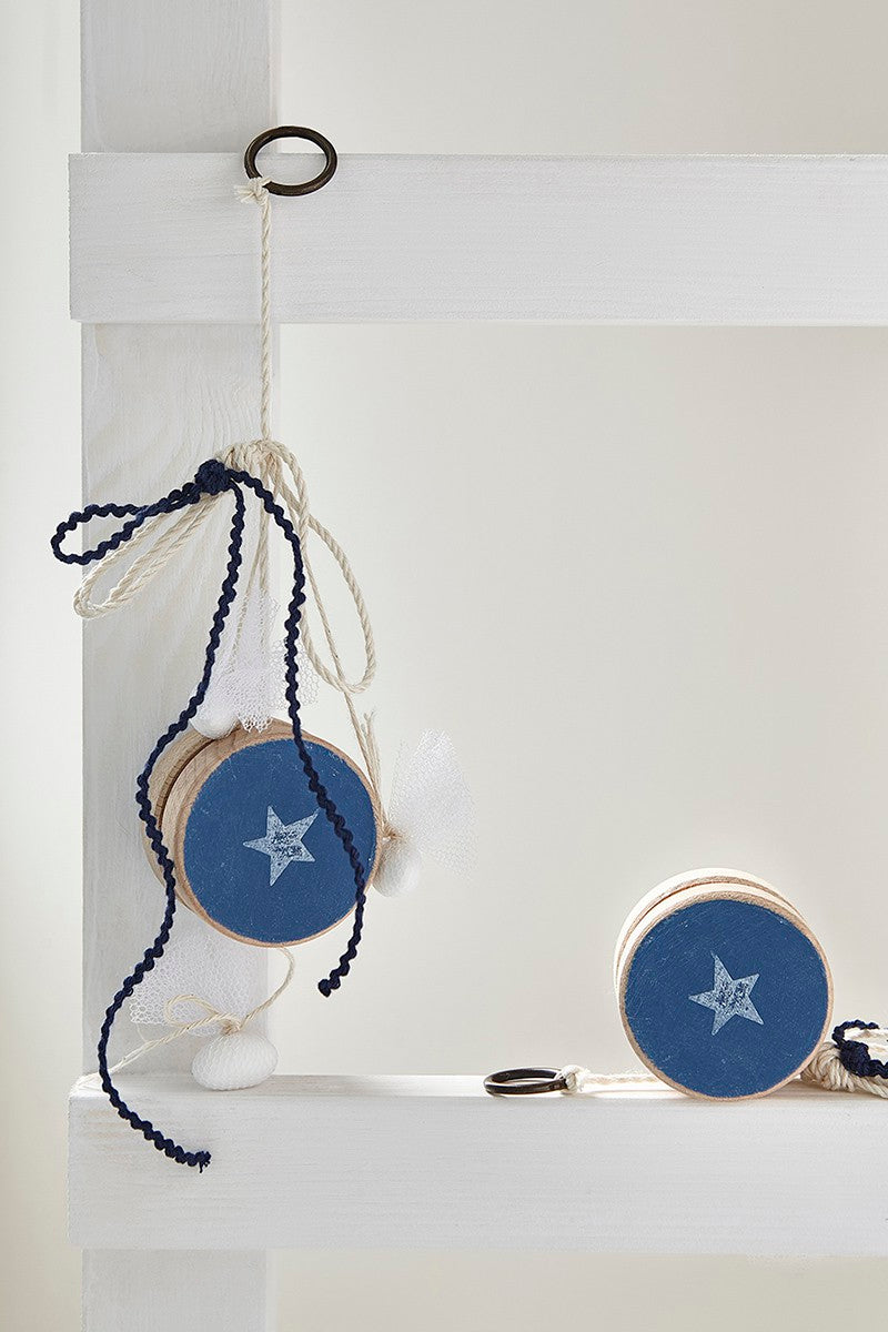 ΜΠΟΜΠΟΝΙΕΡΑ ΞΥΛΙΝΟ ΓΙΟΓΙΟ ΧΕΙΡΟΠΟΙΗΤΟ ΜΠΛΕ, ΔΩΡΕΑΝ ΜΕΤΑΦΟΡΙΚΑ.