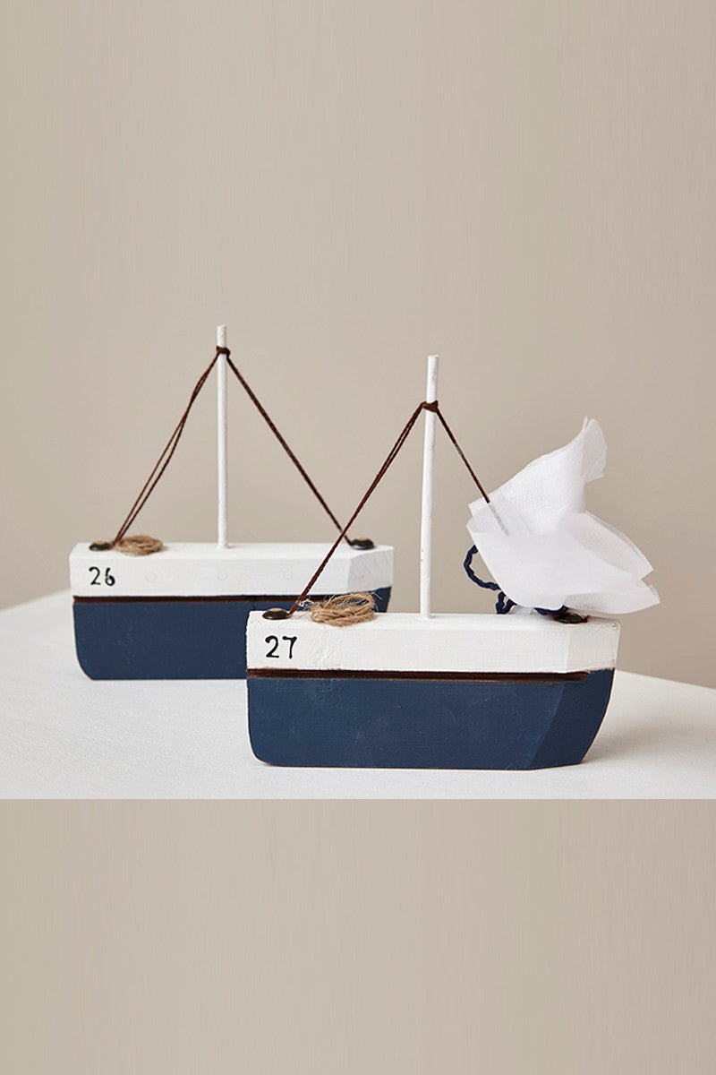 ΜΠΟΜΠΟΝΙΕΡΑ ΞΥΛΙΝΟ ΧΕΙΡΟΠΟΙΗΤΟ ΚΑΡΑΒΙ ΜΠΛΕ, ΔΩΡΕΑΝ ΜΕΤΑΦΟΡΙΚΑ.