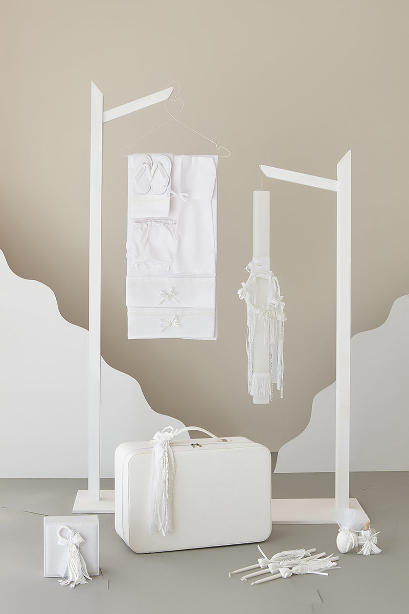 Χειροποίητο σετ βάπτισης boho με luxury λαδόπανο με παντοφλάκια.